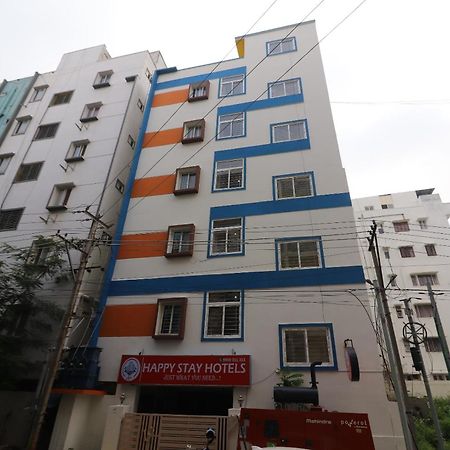 Oyo Happy Stay Hotels Hyderabad Exteriör bild