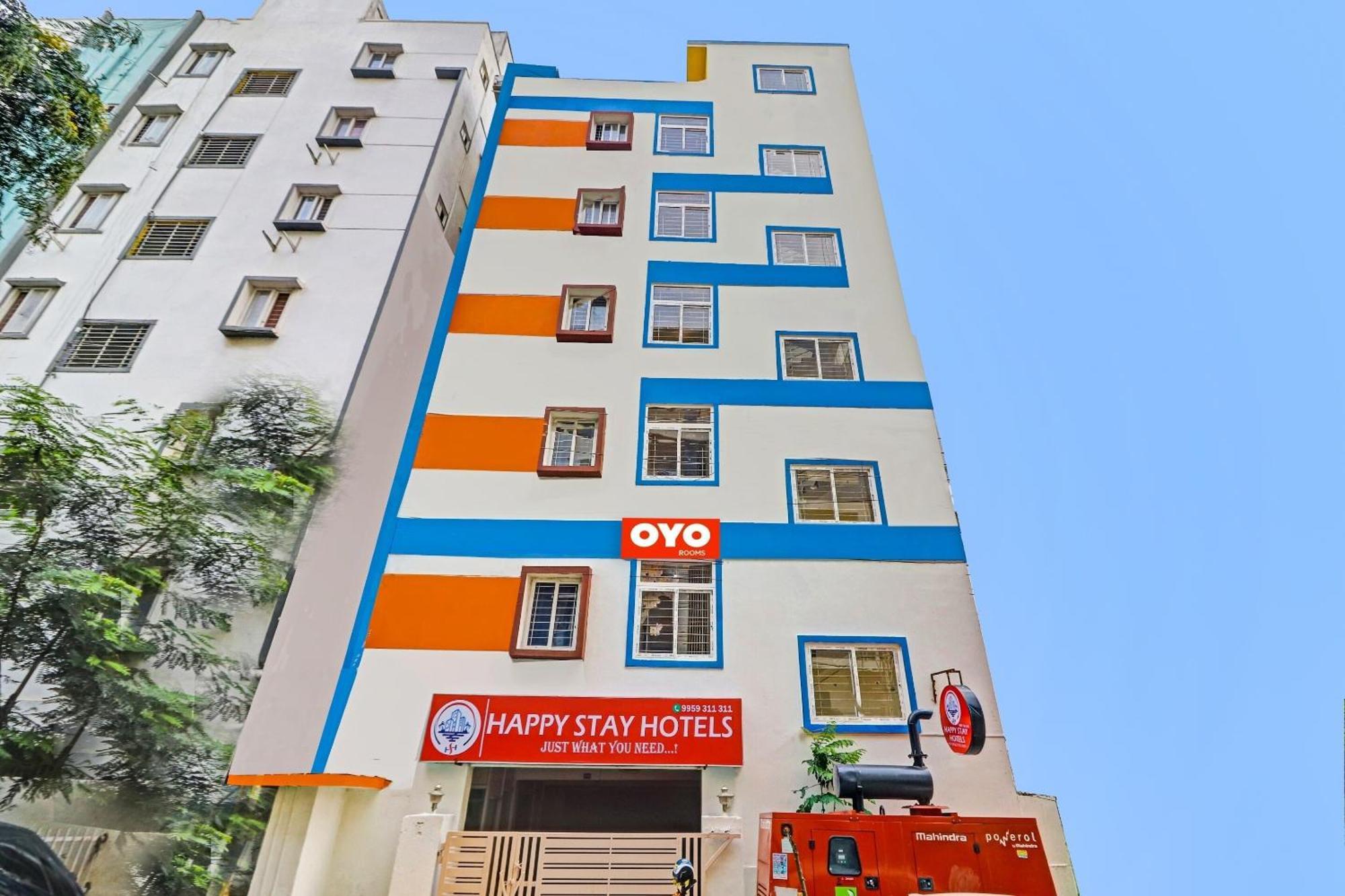 Oyo Happy Stay Hotels Hyderabad Exteriör bild